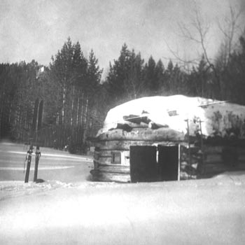 1935 �. ���� �.������