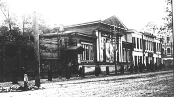 1907 �.
������ ������������ �������� �.�����������, � ������� �.�������� ����� ������ ������ � ������� � ����������� ���� ��� �������� ������.
