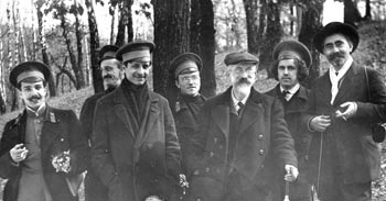 1914 �.
����� �������: 
5-� - ������ 
7-� - �����������
