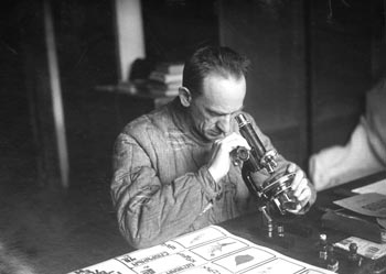 1932 ���. �.�.�������� � �������. �������� ������ �����